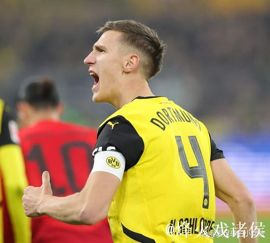 罗伊斯与施洛特贝克共进晚餐，畅谈留队利弊